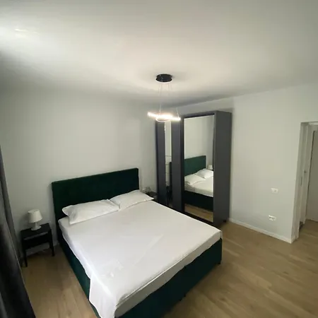 Casa *